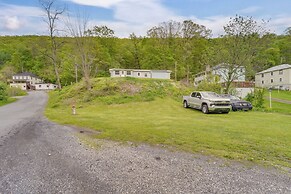 15 Mi to Raystown Lake: Riddlesburg Getaway!