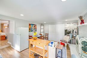 < 1 Mi to Wineries: Quaint & Cozy Waterford Studio