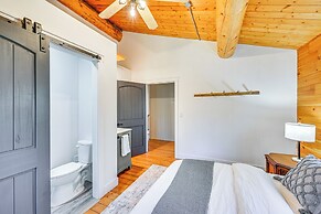 4 Mi to Dtwn: Spacious Family Cabin in Jonesville!
