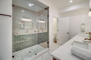 3 Mi to Winery: Jasper Mountain Chalet w/ Hot Tub!