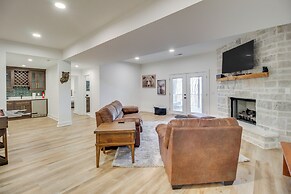 3 Mi to Winery: Jasper Mountain Chalet w/ Hot Tub!