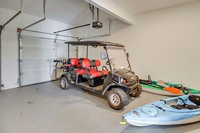 3 Mi to Winery: Jasper Mountain Chalet w/ Hot Tub!