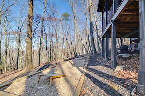 3 Mi to Winery: Jasper Mountain Chalet w/ Hot Tub!
