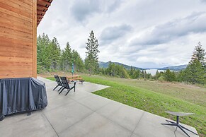 Luxe Mtn-view Escape 5 Mi to Dtwn Priest River!