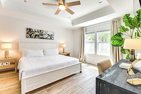 Walk to Beach: Family Retreat in Panama City!