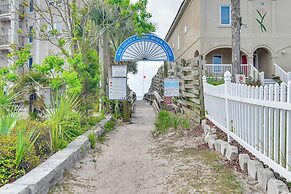 Walk to Beach: Family Retreat in Panama City!