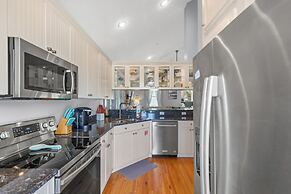 Seafoam Beautiful 3BR Home With Heated Private Pool - 4 Min Walk to Be