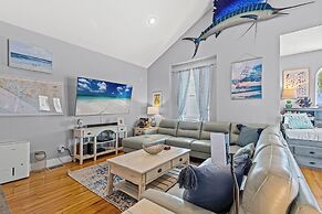 Seafoam Beautiful 3BR Home With Heated Private Pool - 4 Min Walk to Be