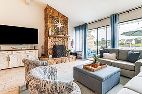 Paddleboards, Life Vests: Lake Conroe Getaway!