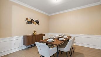 Upstay Spacious 3BR Home w Patio Vista Cay Resort