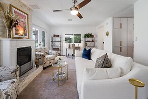 Calle Madrigal 30 Day Minimum 2 Bedroom Home