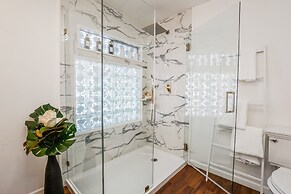 Calle Madrigal 30 Day Minimum 2 Bedroom Home