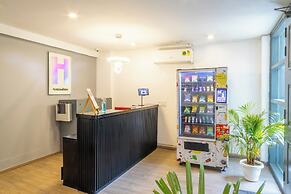 Housr Malibu Town Sohna Road Sector 47