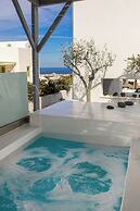 New Lux Misilia Suite & Prive Jacuzzi