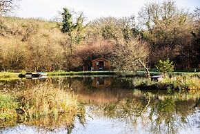Treehouse in Germansweek Near Dartmoor Trails