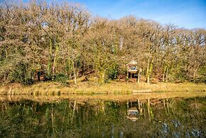 Treehouse in Germansweek Near Dartmoor Trails