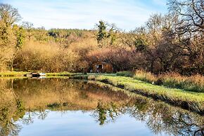 Treehouse in Germansweek Near Dartmoor Trails