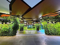 Continew Reidence By Rasbo Galaxy Suits