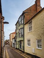 Townhouse in Cromer Near Sandy Beaches