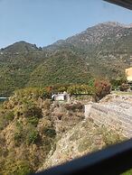 Hotel Vinayak -Banganga Road Katra