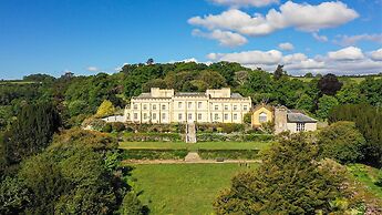 Historic Castle on River Tamar, No Deposit