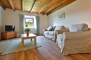 Pet-friendly Cottage in Belsay, No Deposit
