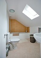 Pet-friendly Cottage in Belsay, No Deposit