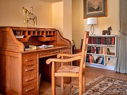 Cottage in Kingham With Private Pool Access