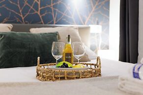 Beautiful Apartment at Gare de L'est Republique