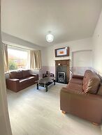 Newcastle Tranquil Terrace Retreat