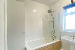 Newcastle Tranquil Terrace Retreat