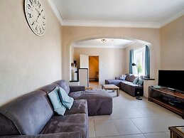 Villa Borgloon With Blossom Views and Jacuzzi