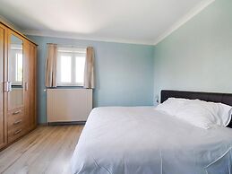 Villa Borgloon With Blossom Views and Jacuzzi