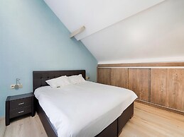 Villa Borgloon With Blossom Views and Jacuzzi