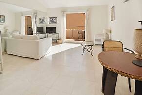 Charming Apartment - 1br- Saint-tropez