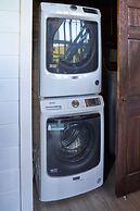 Family Friendly Getaway I Hot Tub In Gatlinburg