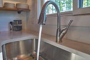 Family Friendly Getaway I Hot Tub In Gatlinburg