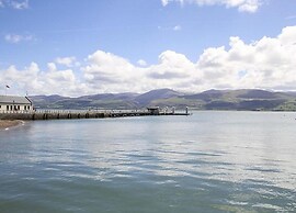 Apartment in Beaumaris With Sea Views