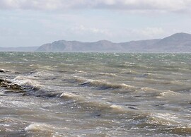 Apartment in Beaumaris With Sea Views