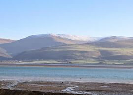 Apartment in Beaumaris With Sea Views