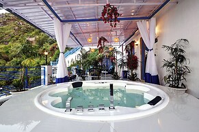 A Santorini Home - By Le Rêve