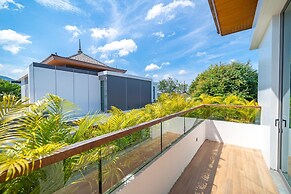 Teak 5 Bedroom Private Pool Villa Bangtao Beach