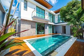 Teak 5 Bedroom Private Pool Villa Bangtao Beach