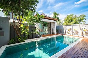 Teak 5 Bedroom Private Pool Villa Bangtao Beach
