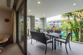 Pearl Of Naithon 3 Bedroom Beachfront Condo