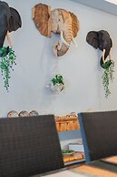 Pearl Of Naithon 3 Bedroom Beachfront Condo