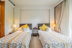 Pearl Of Naithon 3 Bedroom Beachfront Condo