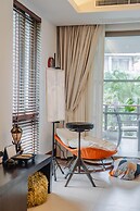 Pearl Of Naithon 3 Bedroom Beachfront Condo