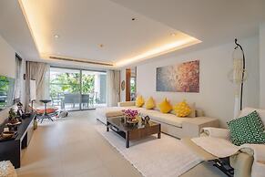 Pearl Of Naithon 3 Bedroom Beachfront Condo