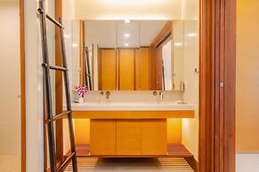 Pearl Of Naithon 3 Bedroom Beachfront Condo